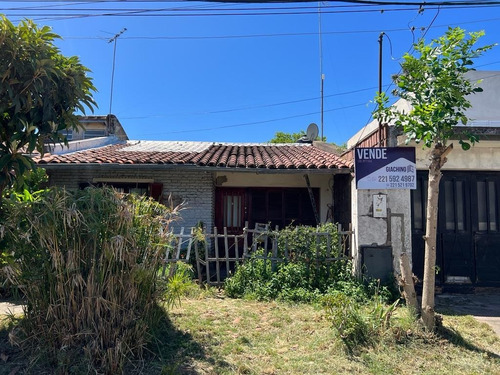 Imagen 2 de 16 de Casa A Refaccionar En Villa Elvira