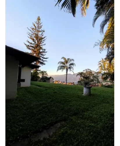 Hermosa Casa En Alto Hatillo