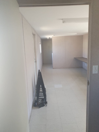 Caseta Camper Remolque Traila Oficina Móvil 2 Privados Y Wc