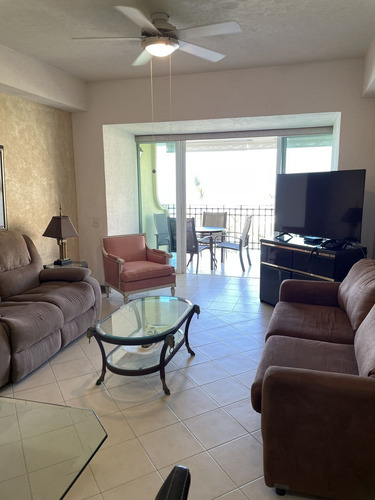 Renta Depto En Bay View Grand Vallarta $35,000