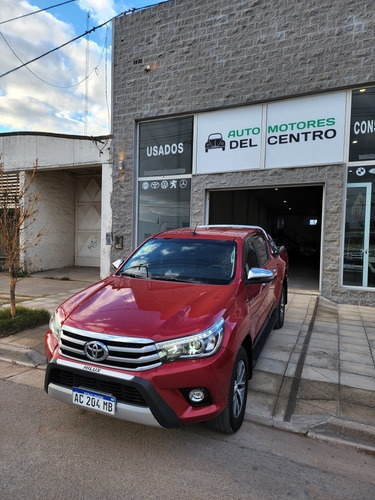 Imagen 4 de 14 de Toyota Hilux 2018 2.8 Cd Srx 177cv 4x4 At