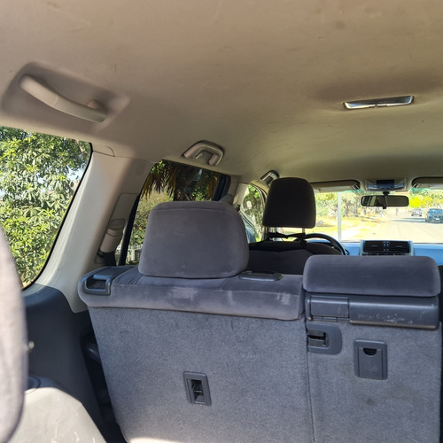 Imagen 10 de 15 de Toyota Land Cruiser Prado