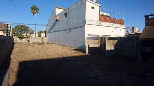 Venta Terreno + Galpón En Villa Gobernador Gálvez