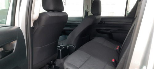 Toyota Hilux Dx 4x4