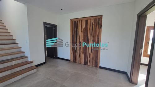 Hermosa Casa En Canning En Country La Providencia En Sector Golf 2