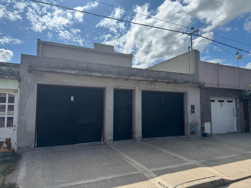 Departamento En Venta - 3 Dormitorios 2 Baños - Chivilcoy