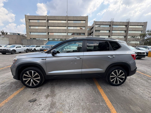 Volkswagen Taos 1.4 Tsi Highline At
