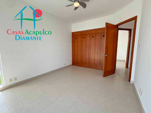 Cad Mayan Lakes Mt2 402. Terraza Con Vista A Las Áreas Comunes.