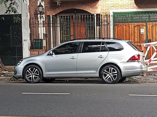 Volkswagen Vento Variant 2.5 Advance 170cv 2011