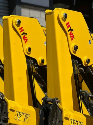 Hidrogrúa Hyva Hbr 100 2.000 Kg A 4,5 Mts - Valor Anticipo!