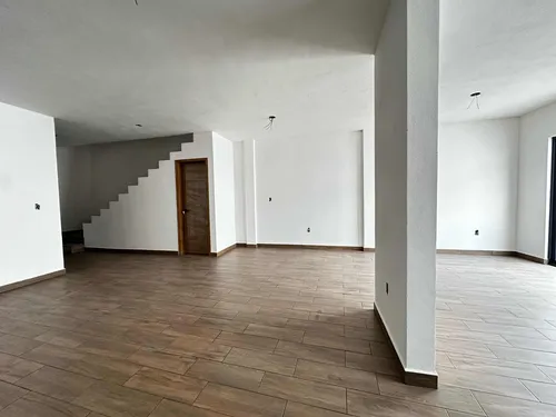 Casa En Venta En Pedro Escobedo 3 Recámaras