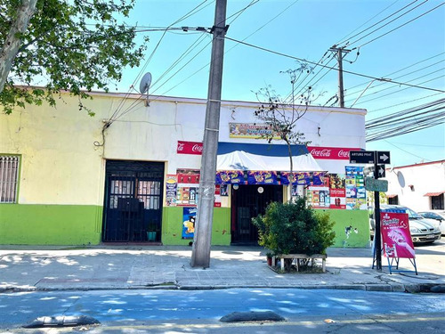 Local Comercial En Esquina Arturo Prat 1892 Con 219m2