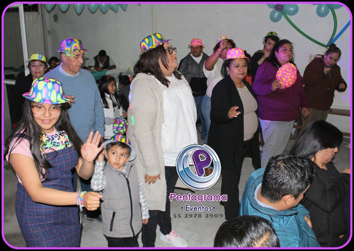 Imagen 7 de 10 de Tecladista Cantante Versátil Para Fiestas, Dj,dueto,karaoke