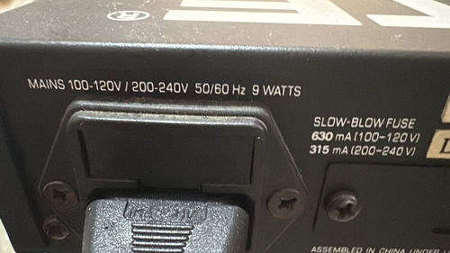 Behringer Intelligate Model Xr2000 (Usado)