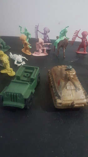 Soldaditos De Plastico Indios De Guerra Y Vaqueros De Los 90