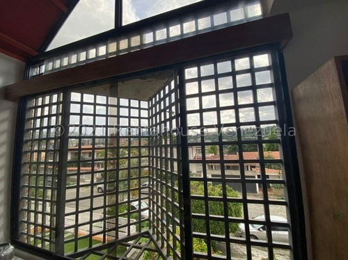 Imagen 1 de 14 de Casa En Venta En El Cafetal 22-8557 Gustavo Nieves 0412 6057058