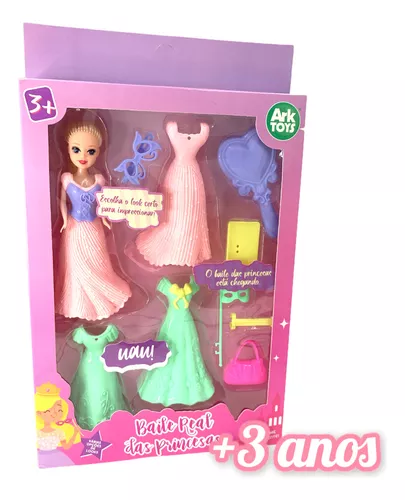 Brinquedo Infantil Boneca Num Vestido Dia Mundial Das Bonecas