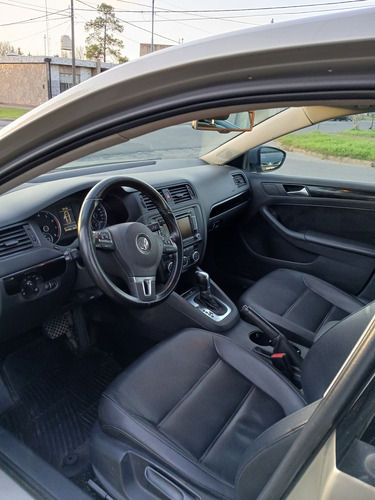 Volkswagen Vento 2.5 Luxury 170cv Tiptronic