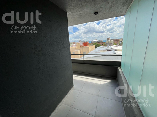 Venta En Nueva Córdoba - Planta Baja De 66 Metros Propios Y Patio Exclusivo
