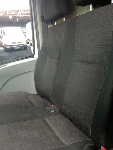 Renault Master FurgãO 2.5 Dci L2h2 5p