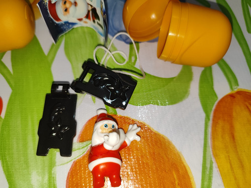 Huevo Kinder Edición Navidad Set (Usado)