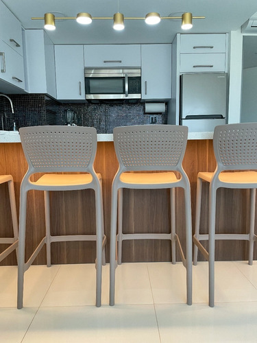 Imagen 10 de 25 de Hermoso Apartamento En Edificio A Estrenar