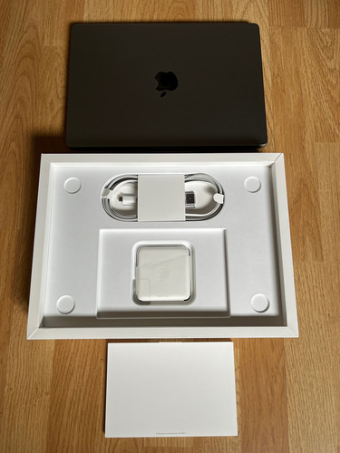 Macbook Pro 14 Inch, 16gb, 512gb Ssd, Chip M2 Pro Plateado (Usado)