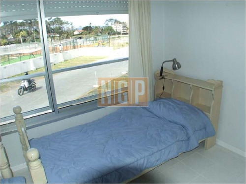 Sobre Mansa Apartamento Con Todos Los Servicios-ref:6494