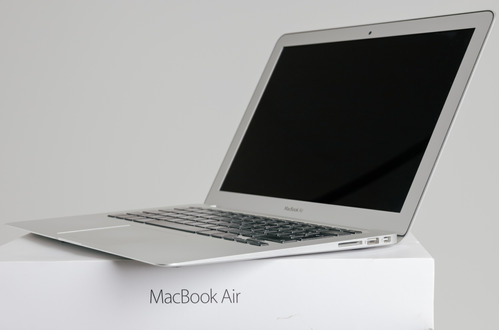 Macbook Air A1466 13.3 , Intel Core I5  8gb De Ram 128gb 
