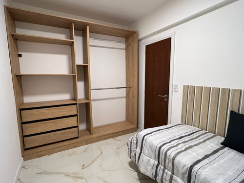 Imagen 15 de 19 de Departamento De 3 Ambientes A La Calle C/ Balcon Y Cochera