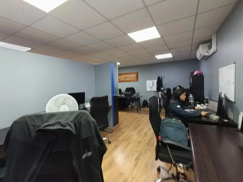 Arriendo Oficina A Pasos De Plaza Prat