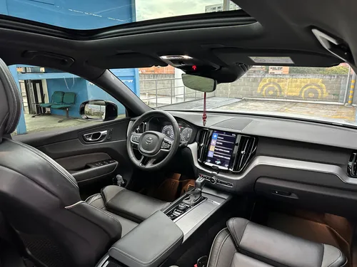 Volvo XC60 2.0 T5 Awd R-design