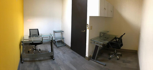 Imagen 1 de 5 de Oficina Equipada Y Amueblada
