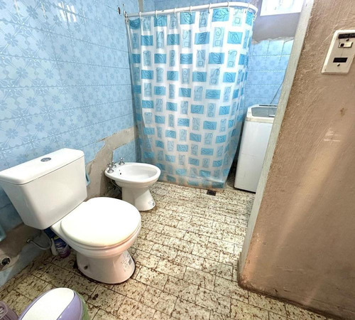 Casa Quinta Con Lote 4 Ambientes Con Amplio Parque Ezpeleta