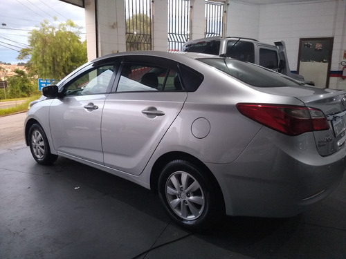 Hyundai HB20S 1.6 Comfort Plus Flex Aut. 4p