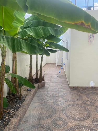 Casa Ubicada En El Residencial Las Orquídeas, La Romana
