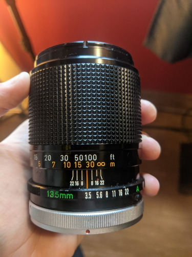 Imagem 1 de 5 de Lente Canon Fd 135mm 3.5 Impecavel Perfeita Zero Fungos