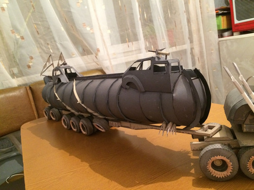 Trailer Mad Max (para Armar En Papel) (Reacondicionado)