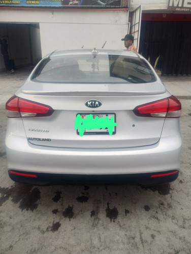 Kia Cerato 1600