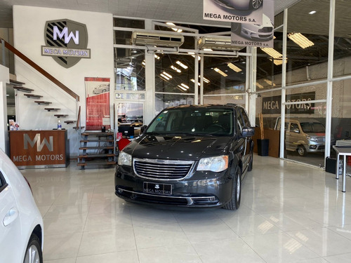 Imagen 2 de 16 de Chrysler Town & Country