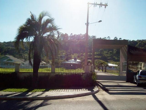 Casa No Bairro Cachoeira Do Bom Jesus Em Florianópolis Sc - 15227