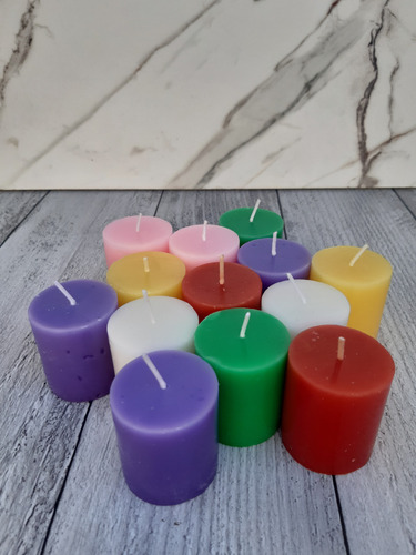 Vela Aromática Genérica Liso 24 Unidades 4x4.5 Cm