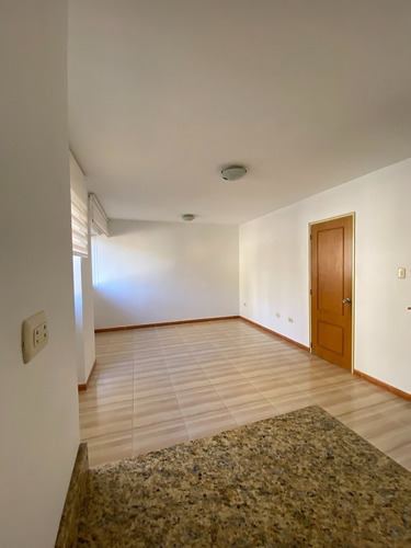 Imagen 4 de 17 de Alquilo Apartamento De 50 M2 La Florida