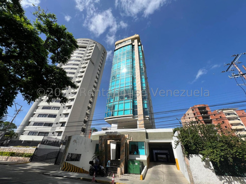 Oficina Comercial En Venta Ubicada En La Avenida Principal La Arboleda Maracay Aragua 23-32506