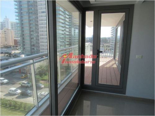 Imagen 4 de 30 de Venta De Apartamento De Dos Dormitorios En Punta Del Este