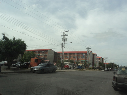 Imagen 8 de 16 de Venta De Apartamento En Urbanización El Lago Ii/madre María 04124827470