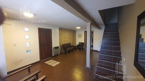 Imagen 2 de 30 de Casa 4 Ambientes Venta Ituzaingo
