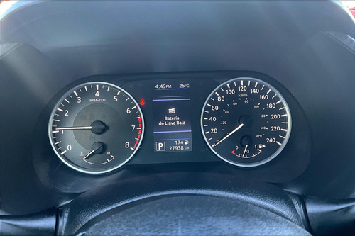 Nissan Sentra 2.0 Advance Cvt