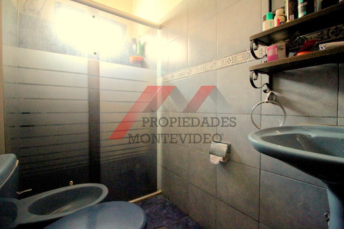Casa En Venta - 3 Dormitorios - 2 Baños- Barbacoa Y Piscina - Aires Puros