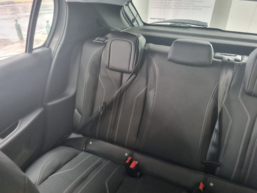Imagen 10 de 25 de Peugeot 208 Feline Tiptronic 1.6 Stock
